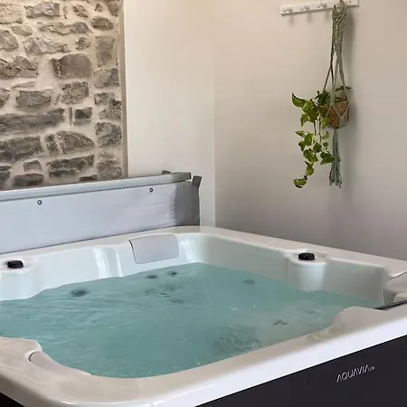 Apartment Ca La Maru Amb Jacuzzi Comunitari Pis2 Sant Antoli y Vilanova